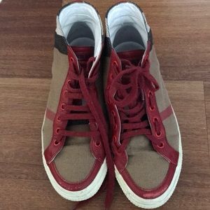 Burberry sneakers